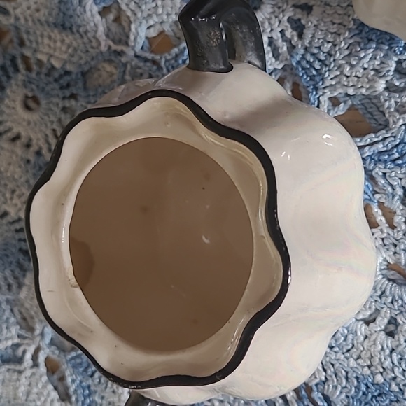 Pearl Lustre Sugar Bowl - Picture 3 of 5